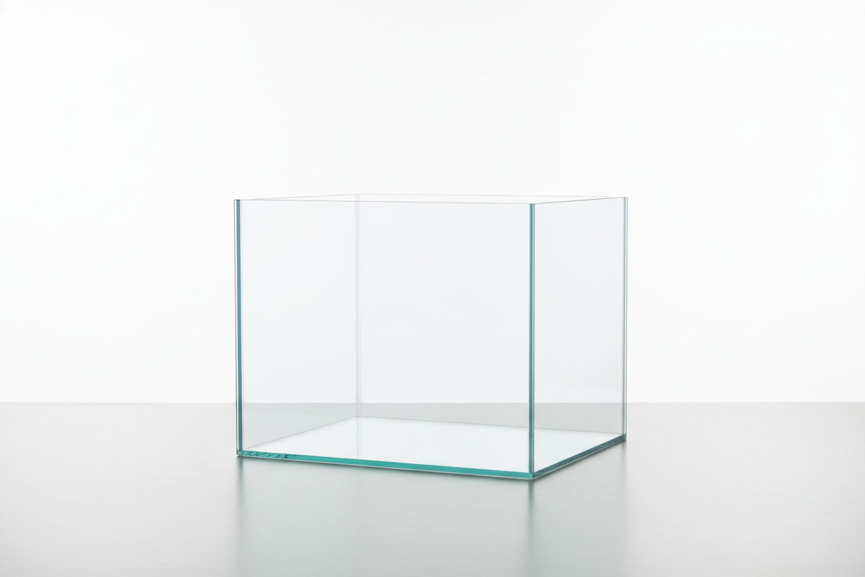 10 Gallon Ultra Clear Glass Fish Tank, Rimless Low Iron Aquarium for Betta/Nano/Goldfish/Snail/Shrimp, Big Fish Tank & Cover Set & Feeding Ring & Cleaning Tools